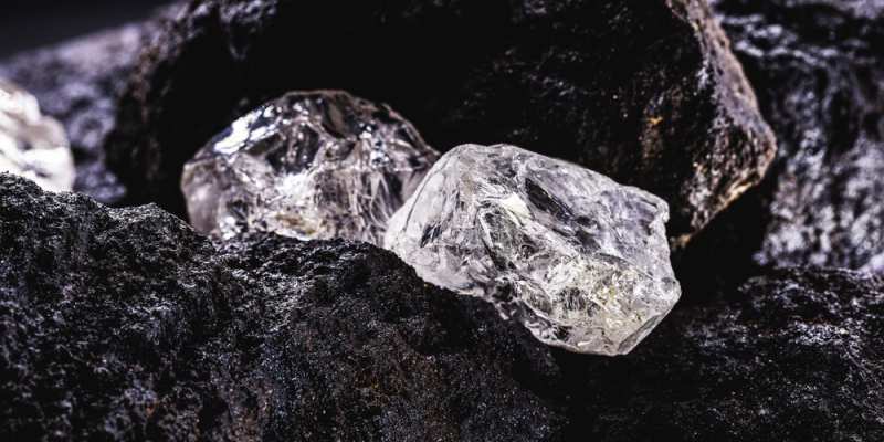 Can Diamonds Have Air Bubbles?