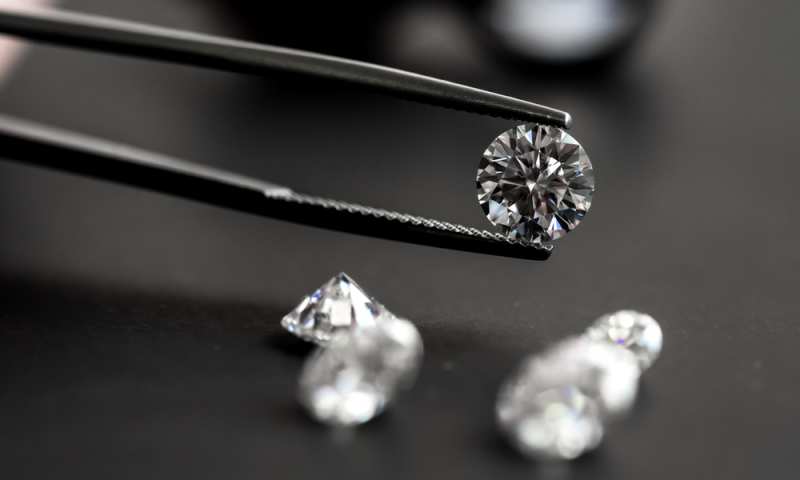 Can Diamonds Get Rusty Or Stained?