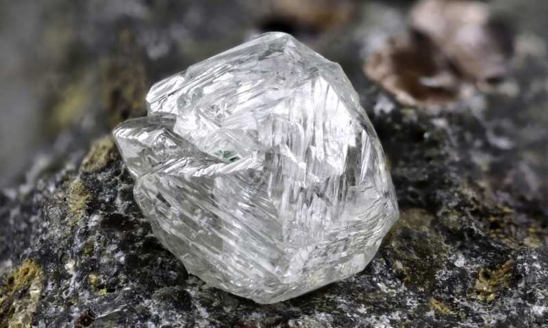 Can Diamonds Withstand A Nuke?