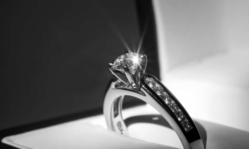 Can You Bring Diamonds On A Plane?