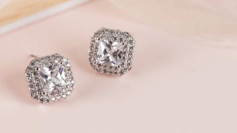 Are I1 Diamonds Good For Earrings? What Are I1 Diamonds?
