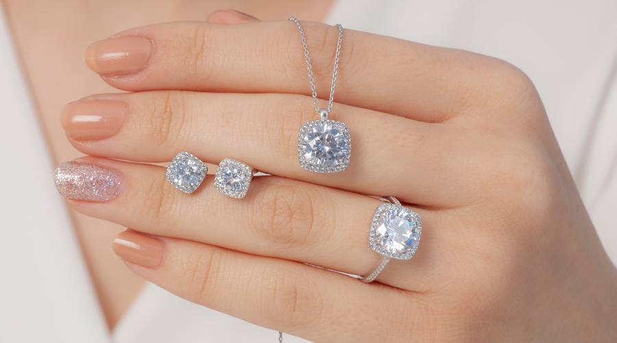 What Are The Benefits Of Wearing Diamonds?