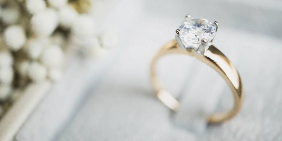 How To Sell A Diamond Ring For The Most Money?